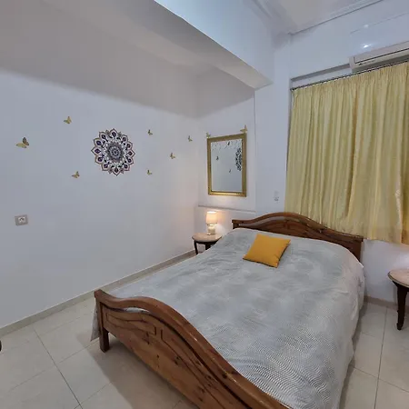 Isthmus Filoxenia * Ίσθμια