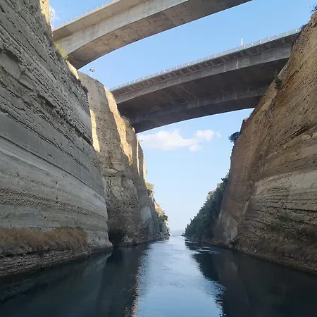 Дом отдыха Isthmus Filoxenia *